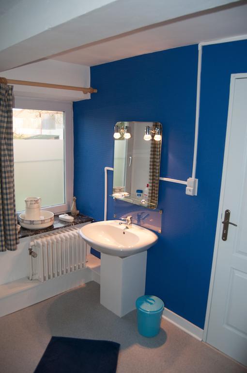 Chambres D'Hotes De La Quairelle Gerpinnes Room photo