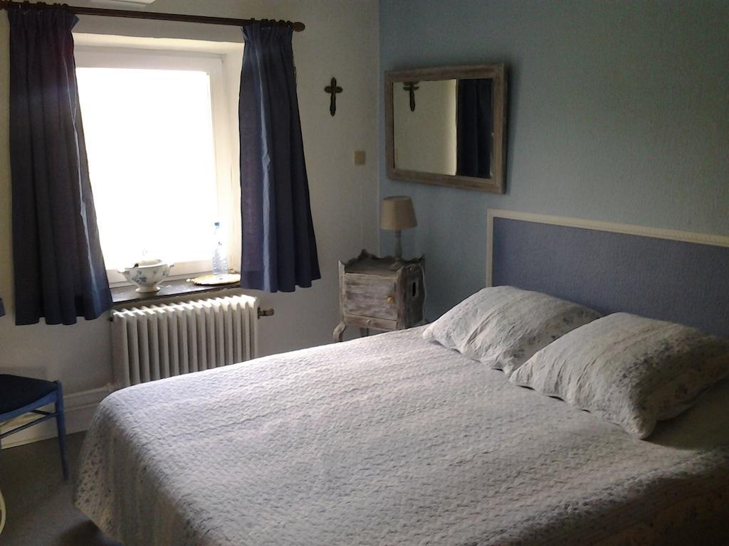 Chambres D'Hotes De La Quairelle Gerpinnes Room photo