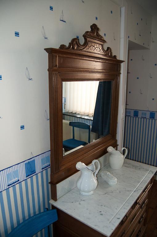 Chambres D'Hotes De La Quairelle Gerpinnes Room photo
